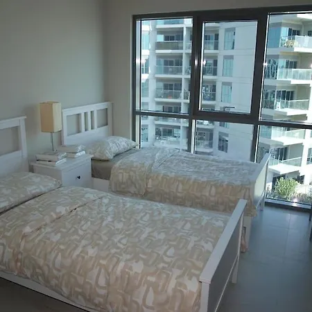 Elegant And Comfortably Furnished 2Brh Apartment In A Quiet Area! Dubai Exterior photo
