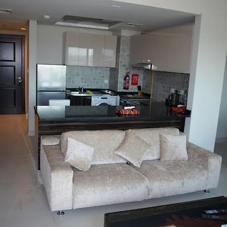Elegant And Comfortably Furnished 2Brh Apartment In A Quiet Area! Dubai Exterior photo