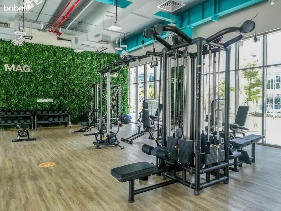 Апартаменти Elegant And Comfortably Furnished 2brh In A Quiet Area! Дубай